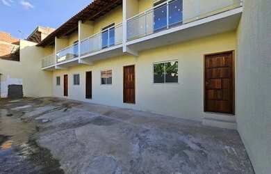 Imagem: A casa possui 2 Dormitórios, 2 Banheiros, 1 Vaga na garagem