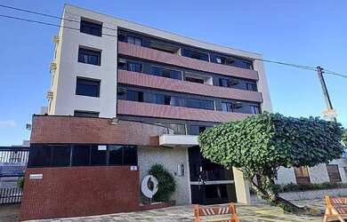 Imagem: O apartamento possui 2 Dormitórios, 2 Banheiros, 2 Vagas na