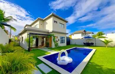 Imagem: A casa em condomínio possui 5 Dormitórios, 5 Banheiros, 4