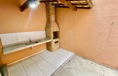 Imagem 9: Casa de 3 quartos com suíte e closet no bairro Cabral