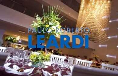 Imagem: O depósito possui 5 Vagas na garagem e 2902m² de Área e está