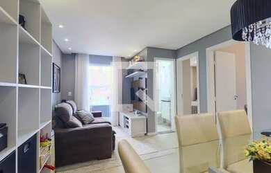 Imagem: O apartamento possui 2 Dormitórios, 1 Banheiro, 1 Vaga na garagem