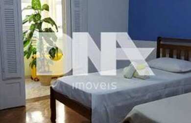 Imagem: O apartamento possui 3 Dormitórios, 2 Banheiros, 105m² de