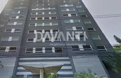 Imagem: O depósito possui 3 Vagas na garagem e 120m² de Área e está