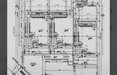 Imagem: A casa possui 3 Dormitórios, 2 Banheiros, 2 Vagas na garagem