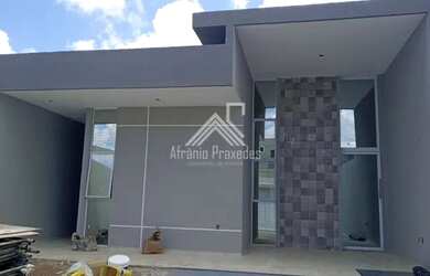 Imagem: A casa possui 3 Dormitórios, 3 Banheiros, 2 Vagas na garagem