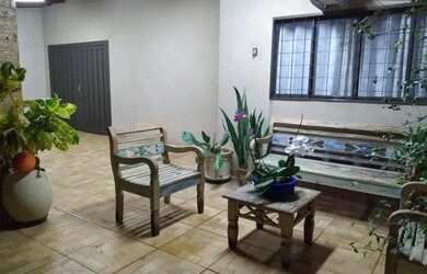 Imagem: A casa possui 2 Dormitórios, 3 Banheiros, 103m² de Área e