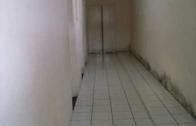 Imagem 4: Casa em Suzano. Varanda, Área de serviço, 300m² de Áreae2 Vagas na...