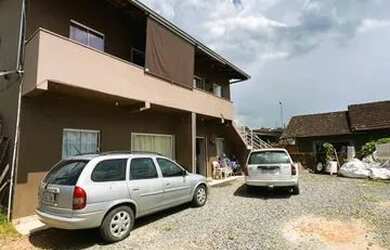 Imagem: A casa possui 2 Dormitórios, 1 Banheiro, 1 Vaga na garagem