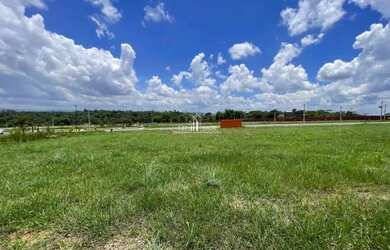 Imagem: O terreno possui 260m² de Área e está localizado em Senador