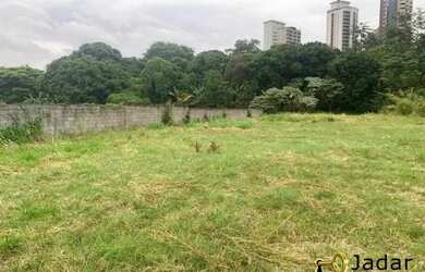 Imagem: O terreno possui 19.070m² de Área e está localizado em Jardim