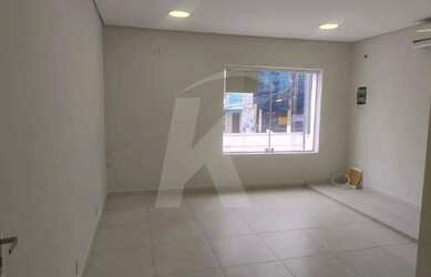 Imagem 10: Seu Novo Escritório Espera por Você Conjunto Comercial Moderno na Água...