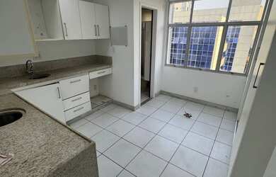 Imagem: O depósito possui 28m² de Área e está localizado em Lourdes