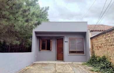 Imagem 2: CASA TÉRREA - 2 DORMITÓRIOS, ÁREA COBERTA COM CHURRASQUEIRA , TERRAÇO...