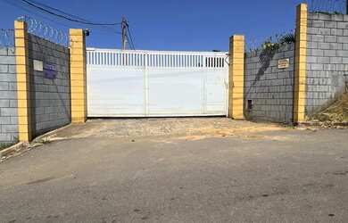 Imagem: O terreno possui 450m² de Área e está localizado em Parque