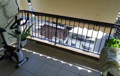 Imagem: O apartamento possui 4 Dormitórios, 2 Banheiros, 2 Vagas na