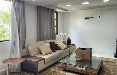 Imagem 5: Mansão a venda e aluguel no Itaigara, ² totais, finamente decorada em madeira nobre, amplo