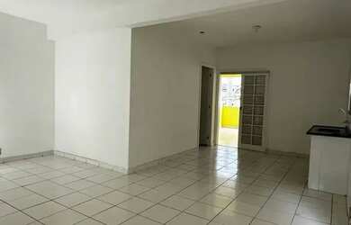 Imagem 2: Casa Semi Independente Jd D Abril 2 Quartos Cozinha banheiro Varanda Grande