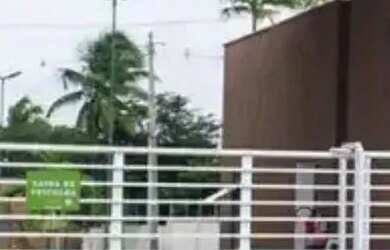 Imagem: A casa em condomínio possui 2 Dormitórios, 2 Banheiros, 1