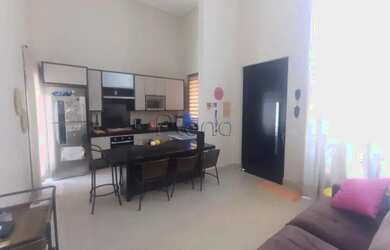 Imagem: A casa em condomínio possui 3 Dormitórios, 2 Banheiros, 2