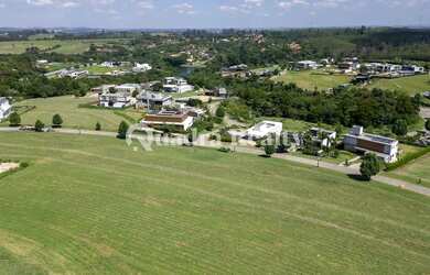 Imagem 15: Terreno com excelente topografia e a poucos metros do clube