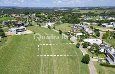 Imagem 2: Terreno com excelente topografia e a poucos metros do clube
