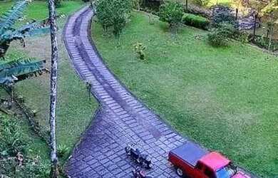 Imagem: A fazenda possui 100m² de Área e está localizado em Mury