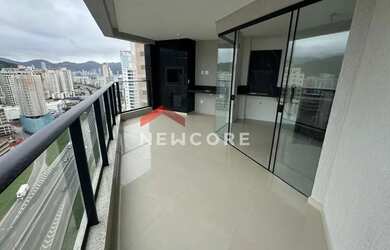 Imagem: O apartamento possui 3 Dormitórios, 4 Banheiros, 2 Vagas na