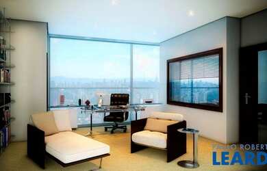 Imagem: O depósito possui 5 Vagas na garagem, 571m² de Área e está