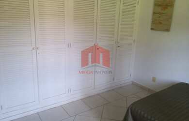 Imagem 4: Casa Térrea. Piscina, Churrasqueira, 800m² de Áreae5 Vagas na garagem