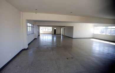 Imagem: O depósito possui 237m² de Área e está localizado em Floresta