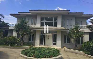 Imagem 1: Residencial 10. Varanda, Área de serviço, 1.754m² de Áreae5 Vagas...