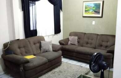 Imagem: A casa possui 2 Dormitórios, 3 Banheiros, 5 Vagas na garagem