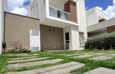 Imagem: A casa em condomínio possui 3 Dormitórios, 4 Banheiros, 2