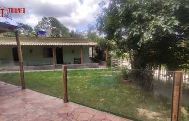 Imagem: A fazenda à venda possui 100m² de Área, Churrasqueira, Piscina