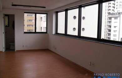 Imagem: O depósito possui 1 Vaga na garagem, 37m² de Área e está