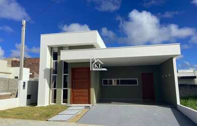 Imagem: A casa em condomínio possui 3 Dormitórios, 3 Banheiros, 3