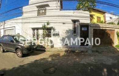 Imagem: A casa possui 1 Dormitório, 2 Banheiros, 75m² de Área e