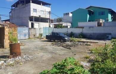 Imagem: O terreno possui 400m² de Área e está localizado em Sol