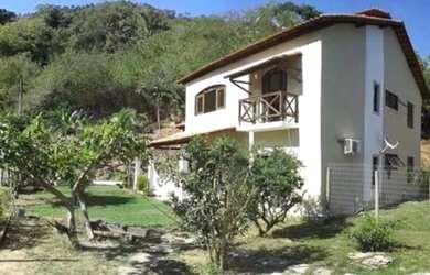 Imagem: A casa em condomínio possui 4 Dormitórios, 4 Banheiros, 2