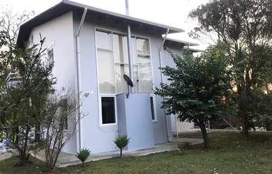 Imagem: A casa em condomínio possui 4 Dormitórios, 4 Banheiros, 4