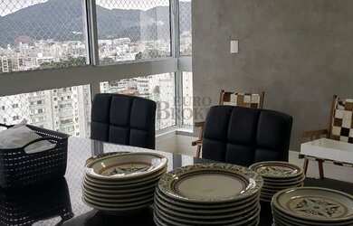 Imagem 2: Apartamento com 3 suítes sendo 1 master com hidro e vista para o mar