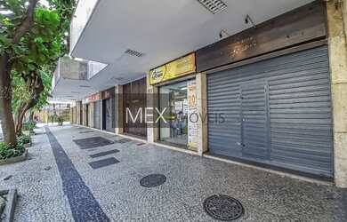 Imagem: O depósito possui 1 Vaga na garagem e 51m² de Área e está