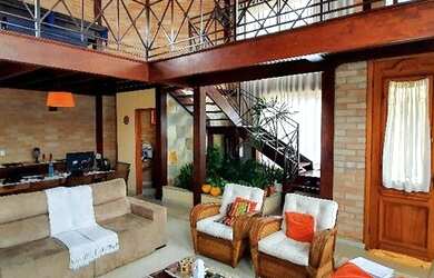 Imagem 1: Casa alto padrão no condomínio Parque dos Manacás