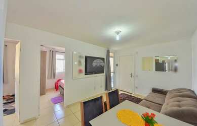 Imagem: O apartamento possui 2 Dormitórios, 1 Banheiro, 5 Vagas na