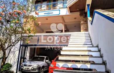 Imagem: A casa em condomínio possui 2 Dormitórios, 4 Banheiros, 4