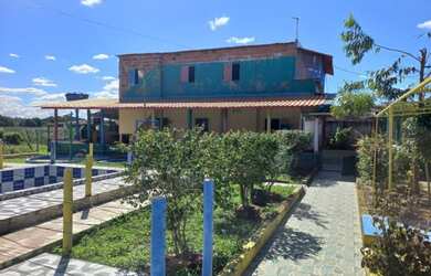 Imagem: A fazenda está localizado em Camaçari, BA à venda por R$399.000