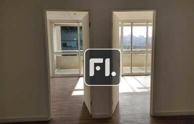 Imagem 4: Conjunto, 120 m² - venda por R$ 1.380.000,00 ou aluguel por R$ 4.300,00/mês - Chácara Sant