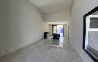 Imagem: A casa em condomínio possui 3 Dormitórios, 2 Banheiros, 4