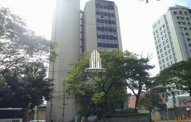 Imagem: O depósito possui 4 Vagas na garagem, 204m² de Área e está